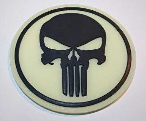 Нашивка PVC/ПВХ с велкро "Каратель" (Punisher) размер 80 светонакапливающая